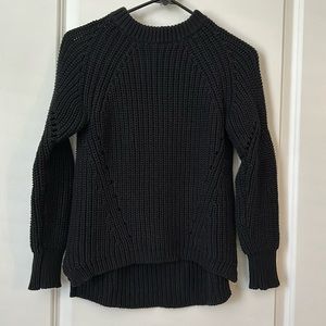 dip Black Sweater